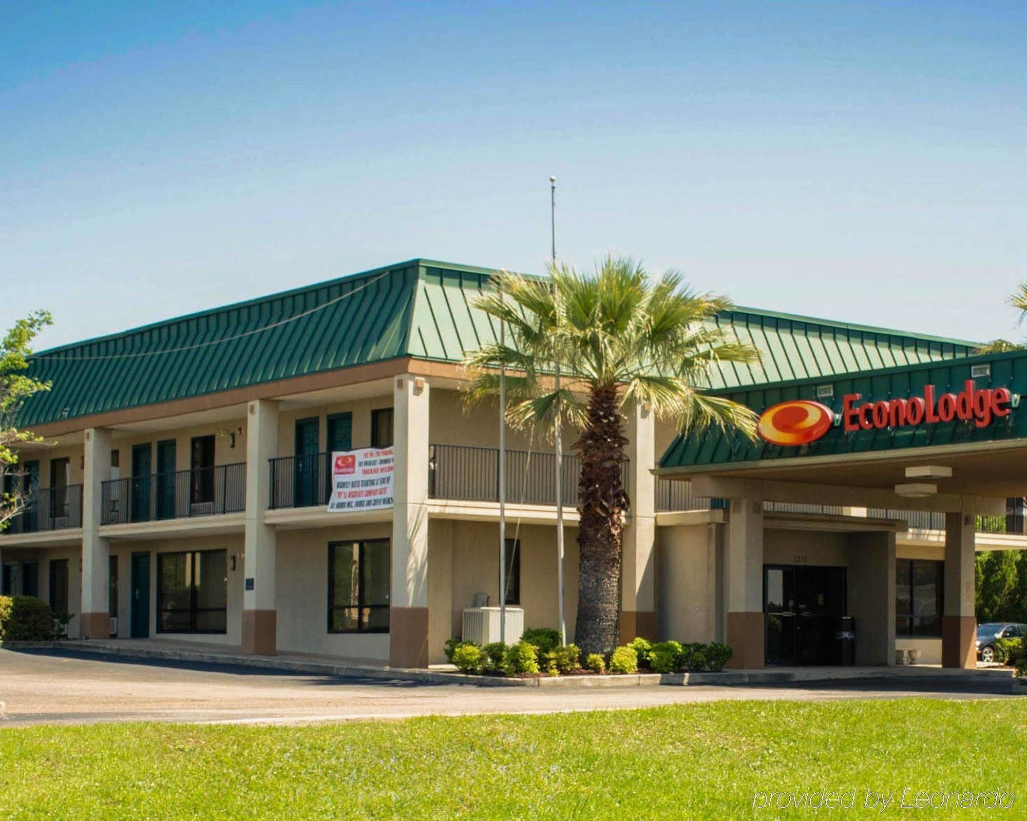 Red Roof Inn Mobile North - Saraland Exterior photo